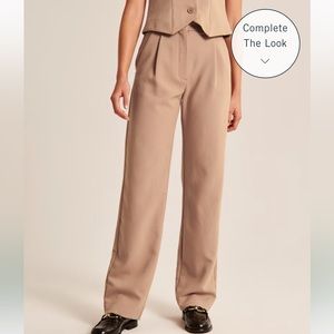 Tailored Relaxed Straight Pant